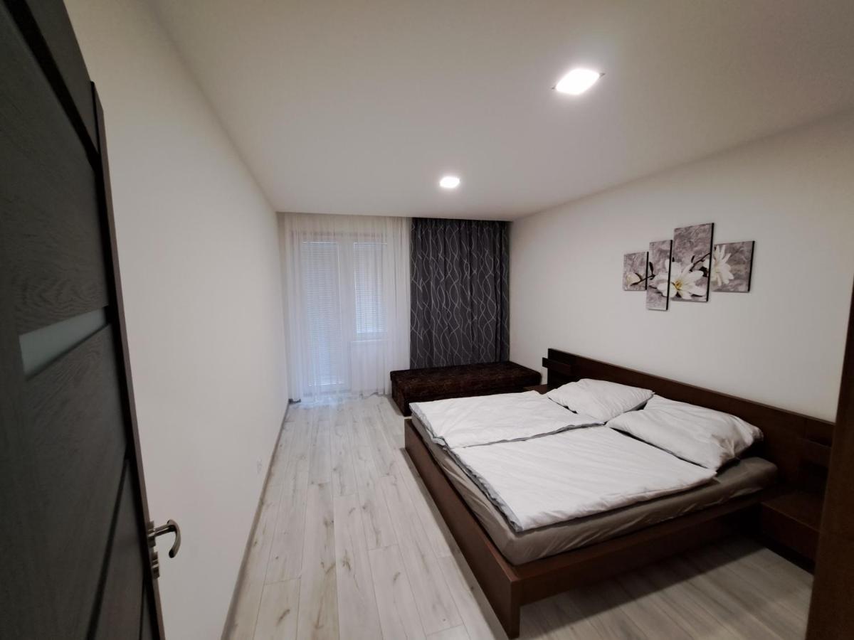 Maria Appartement Poprad Buitenkant foto