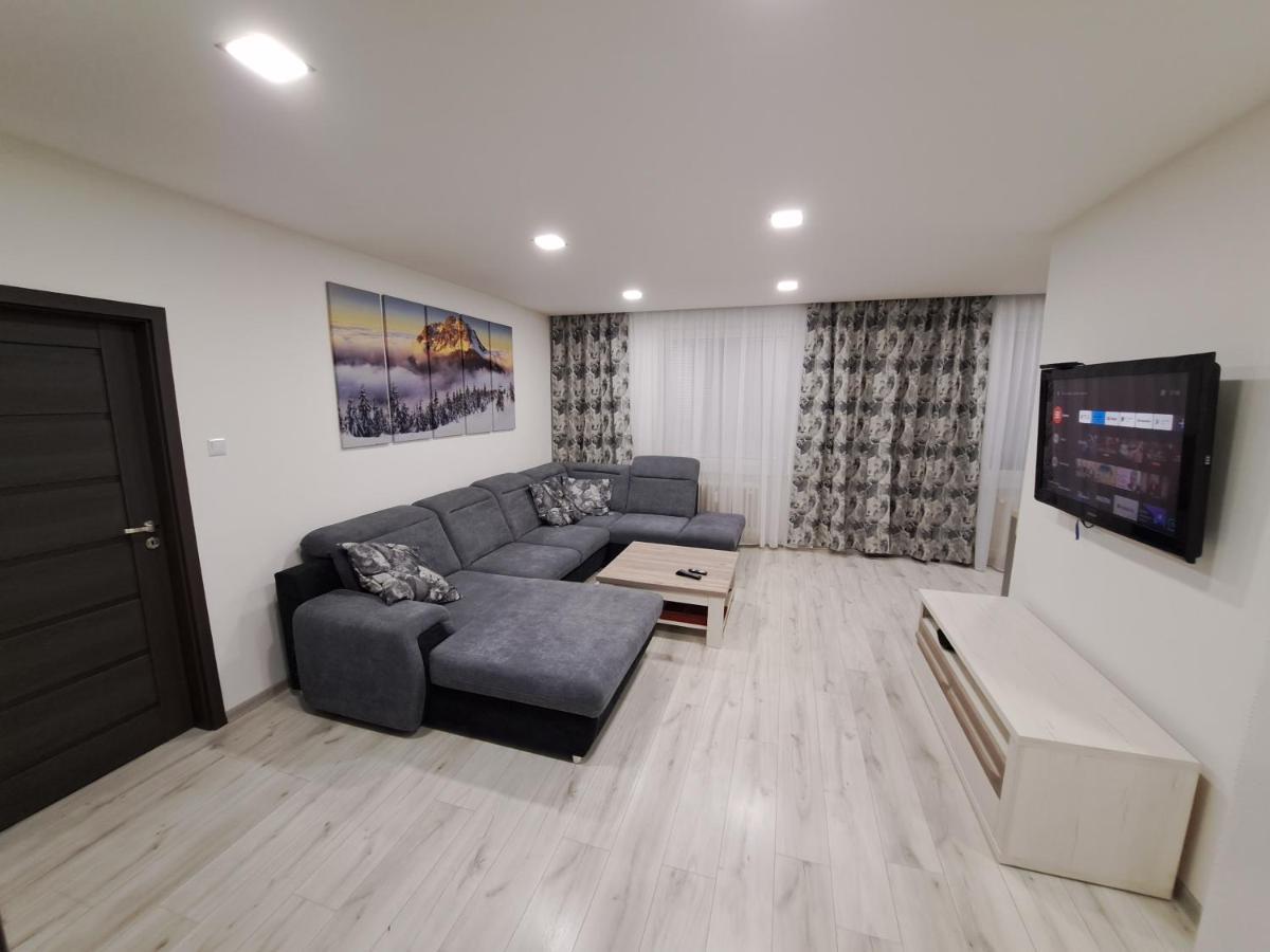 Maria Appartement Poprad Buitenkant foto